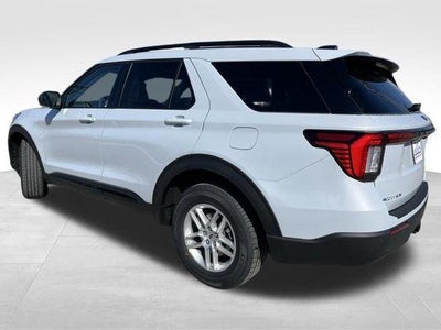 2026 Ford Explorer Active w/100A Pkg 4WD