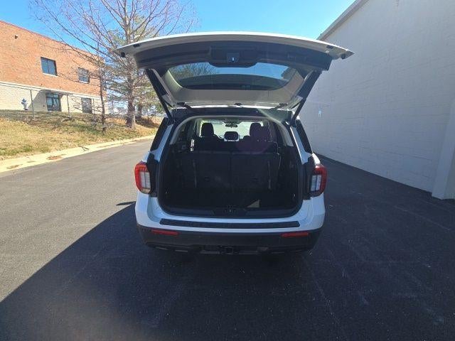 2026 Ford Explorer Active w/100A Pkg 4WD