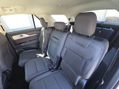 2026 Ford Explorer Active w/100A Pkg 4WD