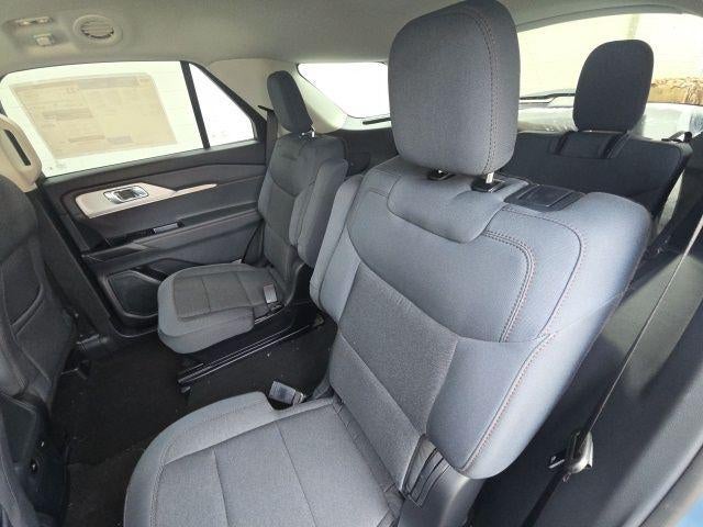 2026 Ford Explorer Active w/100A Pkg 4WD