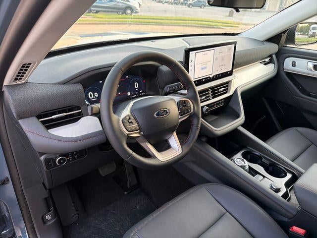 2026 Ford Explorer Active w/100A Pkg 4WD
