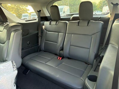 2026 Ford Explorer Active w/100A Pkg 4WD