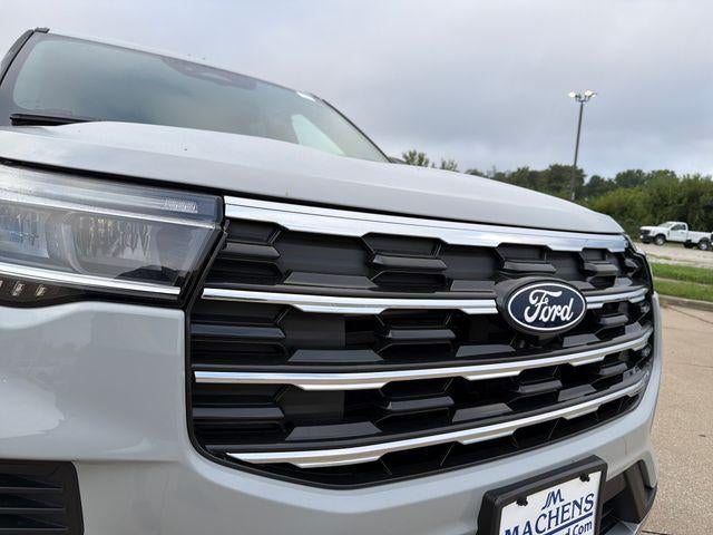 2027 Ford Explorer Active w/100A Pkg 4WD