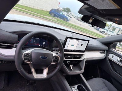 2027 Ford Explorer Active w/100A Pkg 4WD