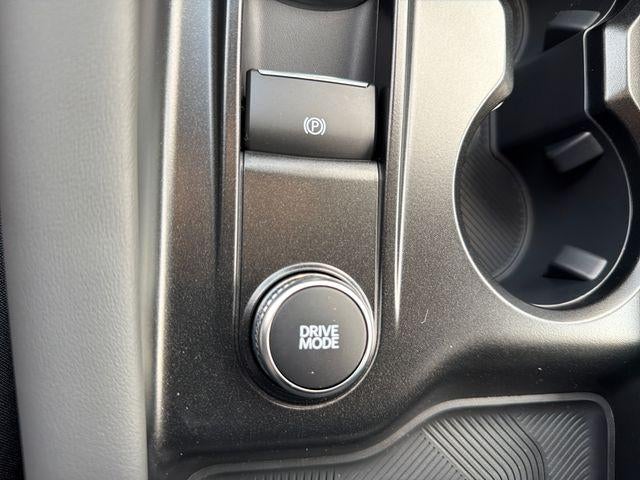 2027 Ford Explorer Active w/100A Pkg 4WD