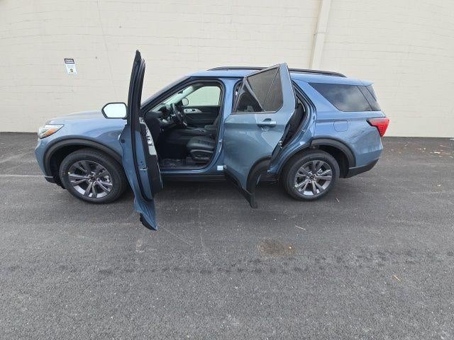 2026 Ford Explorer Active w/100A Pkg 4WD