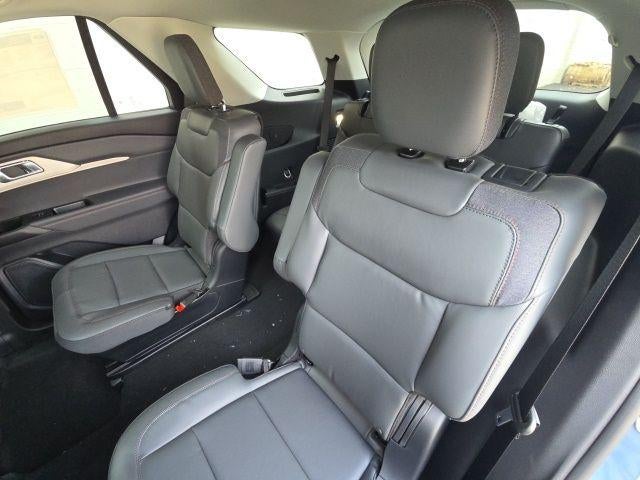 2026 Ford Explorer Active w/100A Pkg 4WD