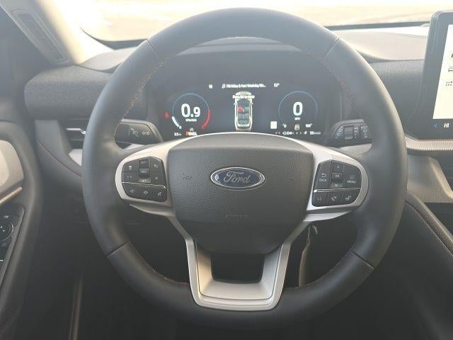 2026 Ford Explorer Active w/100A Pkg 4WD