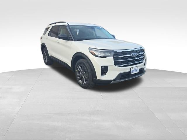 2026 Ford Explorer Active w/100A Pkg 4WD