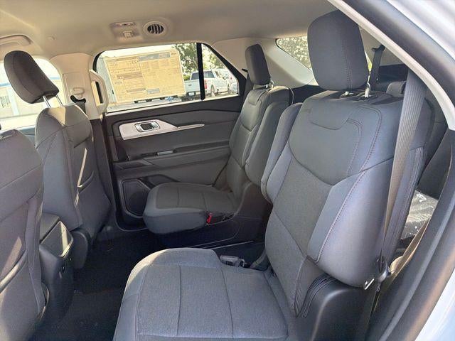 2026 Ford Explorer Active w/100A Pkg 4WD