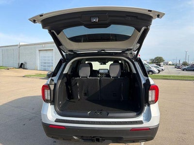 2026 Ford Explorer Active w/100A Pkg 4WD