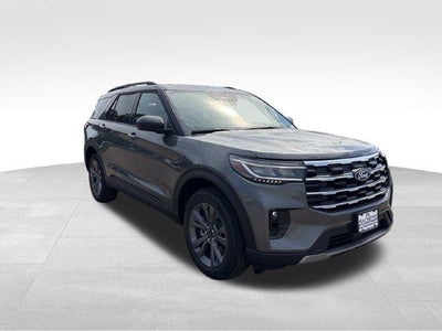 2027 Ford Explorer Active w/100A Pkg 4WD