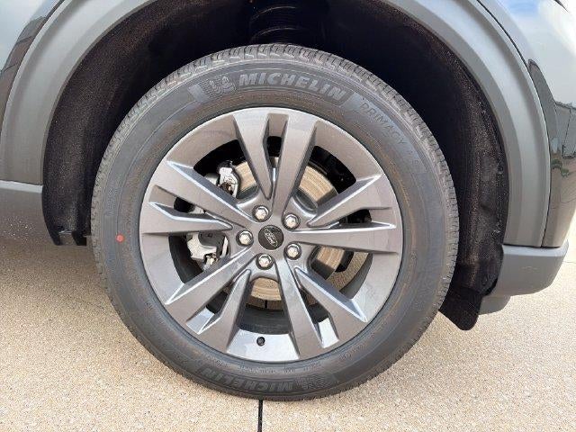 2026 Ford Explorer Active w/100A Pkg 4WD