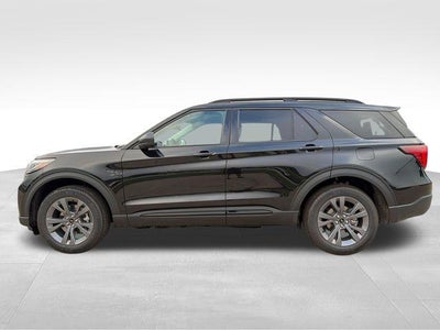 2026 Ford Explorer Active w/100A Pkg 4WD