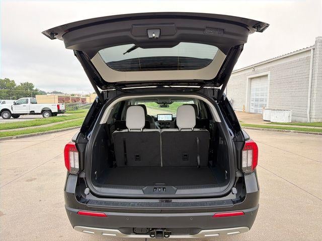 2026 Ford Explorer Active w/100A Pkg 4WD