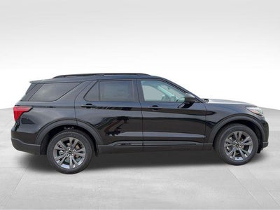 2026 Ford Explorer Active w/100A Pkg 4WD