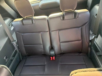 2027 Ford Explorer Platinum 4WD