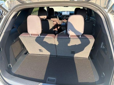 2027 Ford Explorer Platinum 4WD