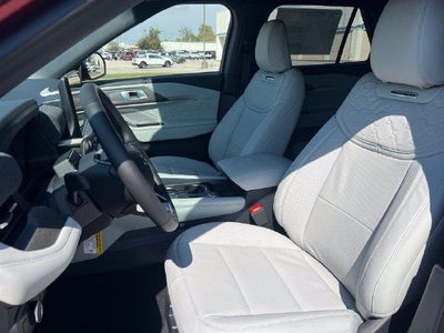 2027 Ford Explorer Platinum 4WD