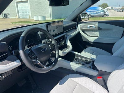 2027 Ford Explorer Platinum 4WD