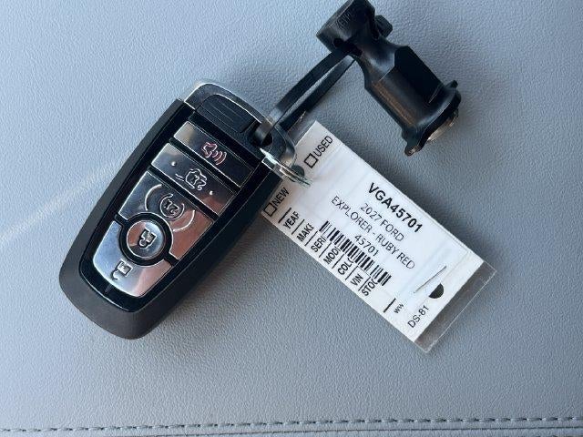 2027 Ford Explorer Platinum 4WD