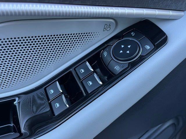 2026 Ford Explorer Platinum 4WD