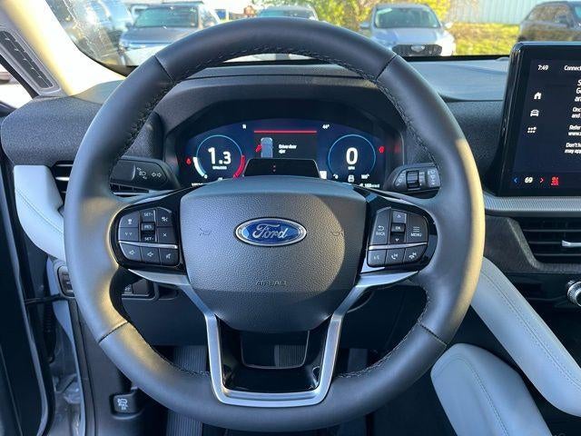 2026 Ford Explorer Platinum 4WD