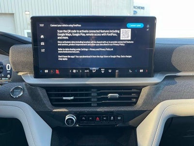 2026 Ford Explorer Platinum 4WD