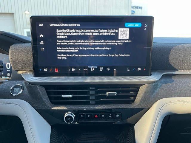 2026 Ford Explorer Platinum 4WD