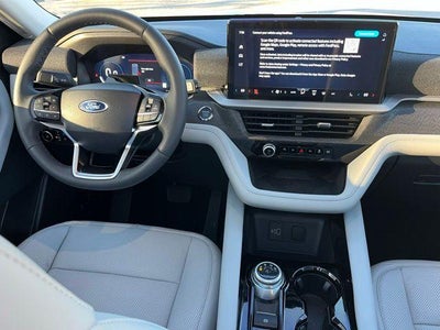 2026 Ford Explorer Platinum 4WD