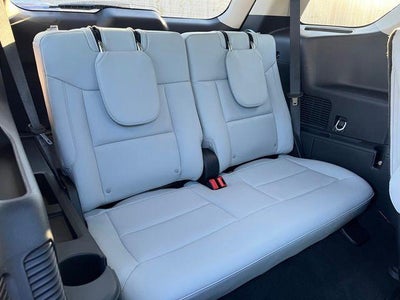 2026 Ford Explorer Platinum 4WD