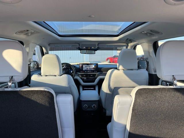 2026 Ford Explorer Platinum 4WD