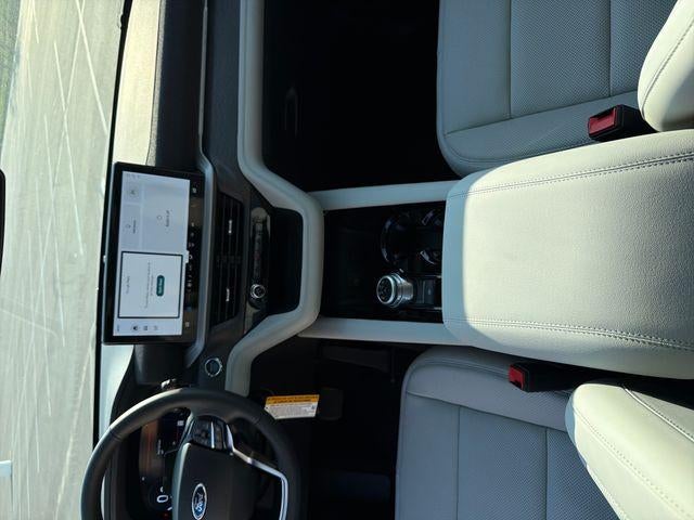 2026 Ford Explorer Platinum 4WD