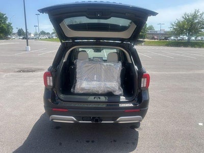 2026 Ford Explorer Platinum 4WD