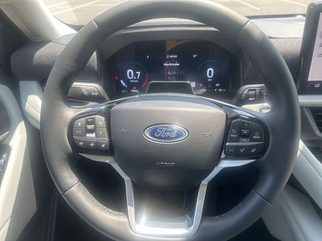 2026 Ford Explorer Platinum 4WD