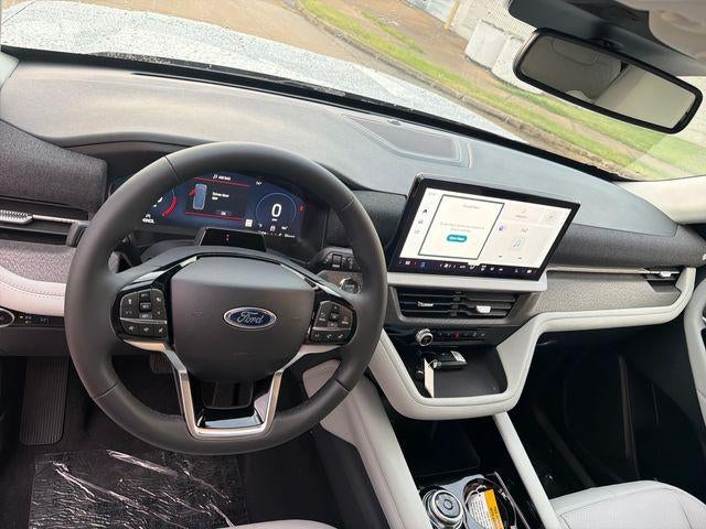2026 Ford Explorer Platinum 4WD