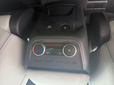 2026 Ford Explorer Platinum 4WD