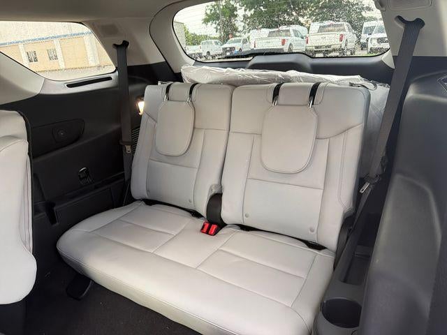 2026 Ford Explorer Platinum 4WD
