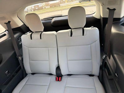2026 Ford Explorer Platinum 4WD