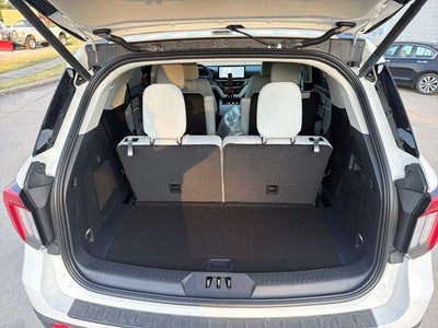 2026 Ford Explorer Platinum 4WD
