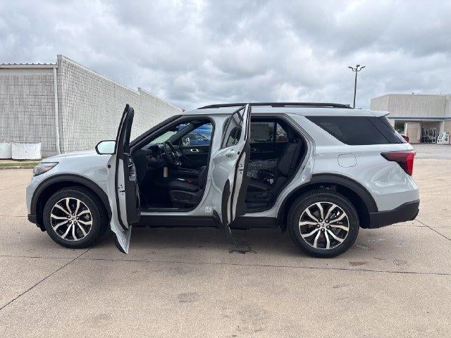 2027 Ford Explorer ST-Line 4WD