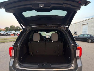 2026 Ford Explorer ST-Line 4WD