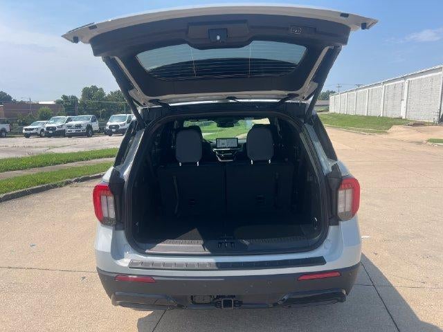 2027 Ford Explorer ST-Line 4WD