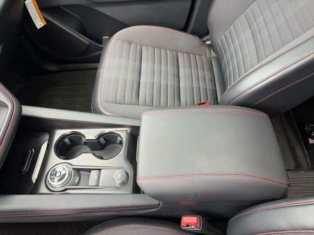 2025 Ford Explorer ST-Line 4WD