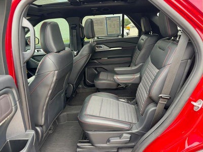 2025 Ford Explorer ST-Line 4WD