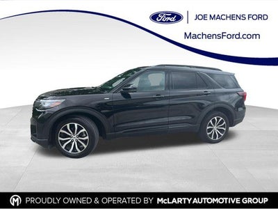 2025 Ford Explorer ST-Line 4WD