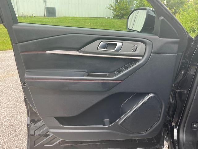 2025 Ford Explorer ST-Line 4WD