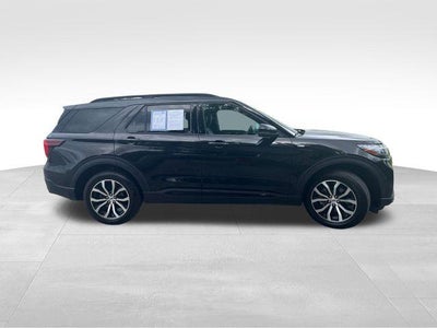 2025 Ford Explorer ST-Line 4WD