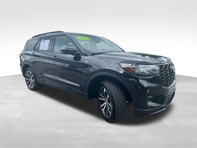 2025 Ford Explorer ST-Line 4WD