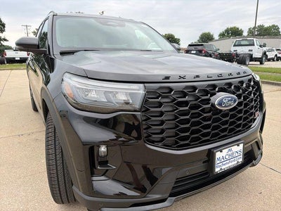 2026 Ford Explorer ST 4WD